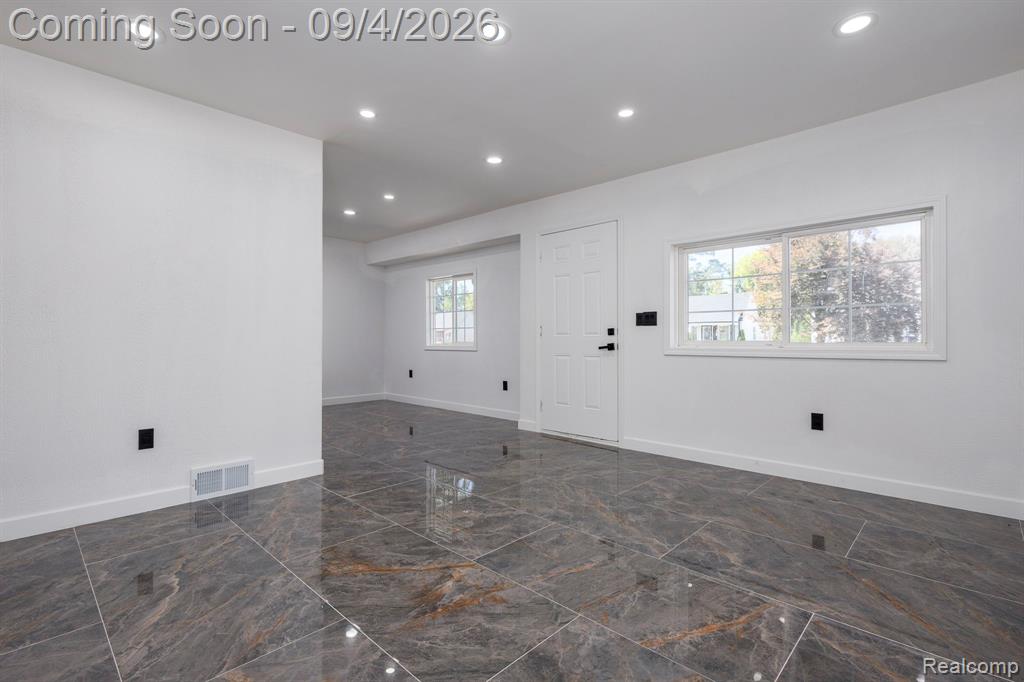8076 Stahelin Avenue Property Photo 5