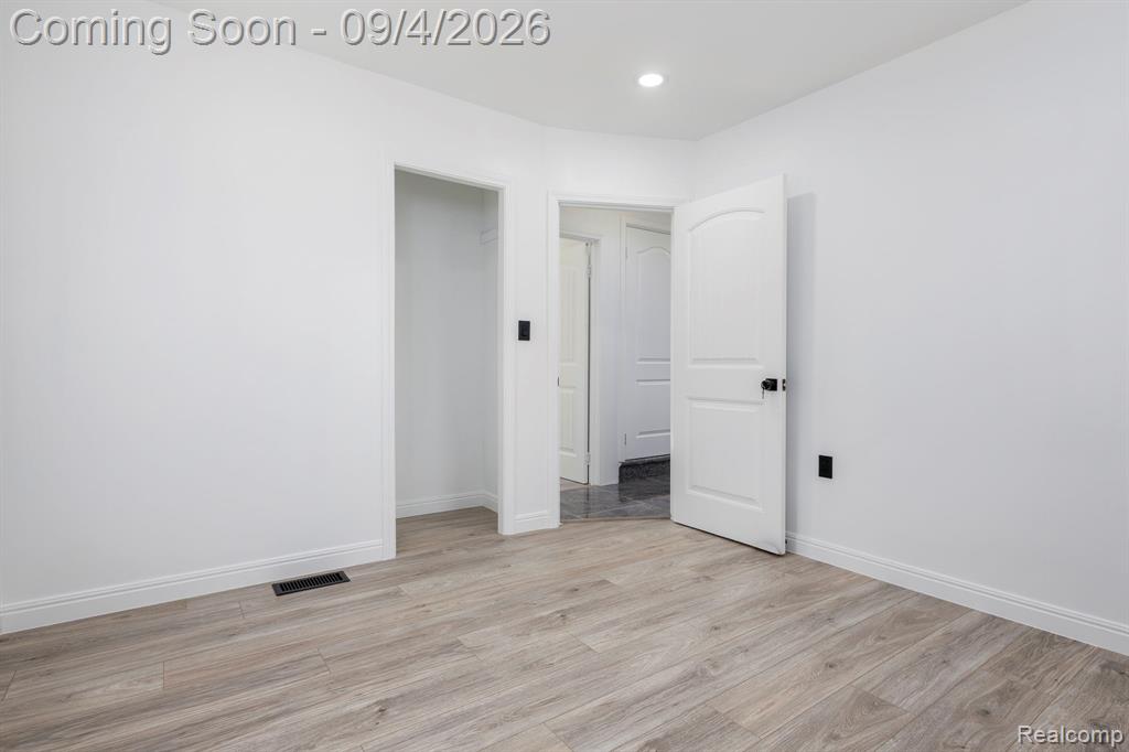 8076 Stahelin Avenue Property Photo 25