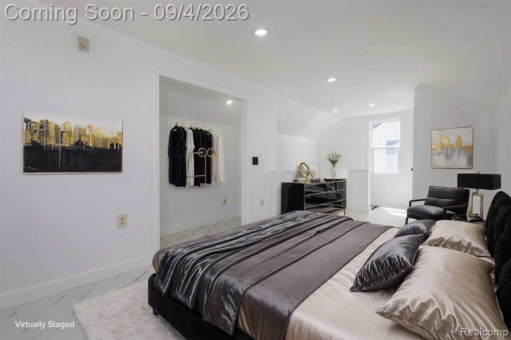 8076 Stahelin Avenue Property Photo 29