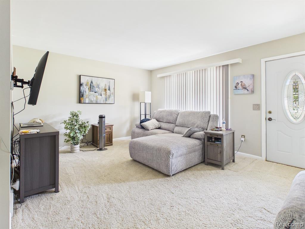 4411 Huckleberry Circle Property Photo 4