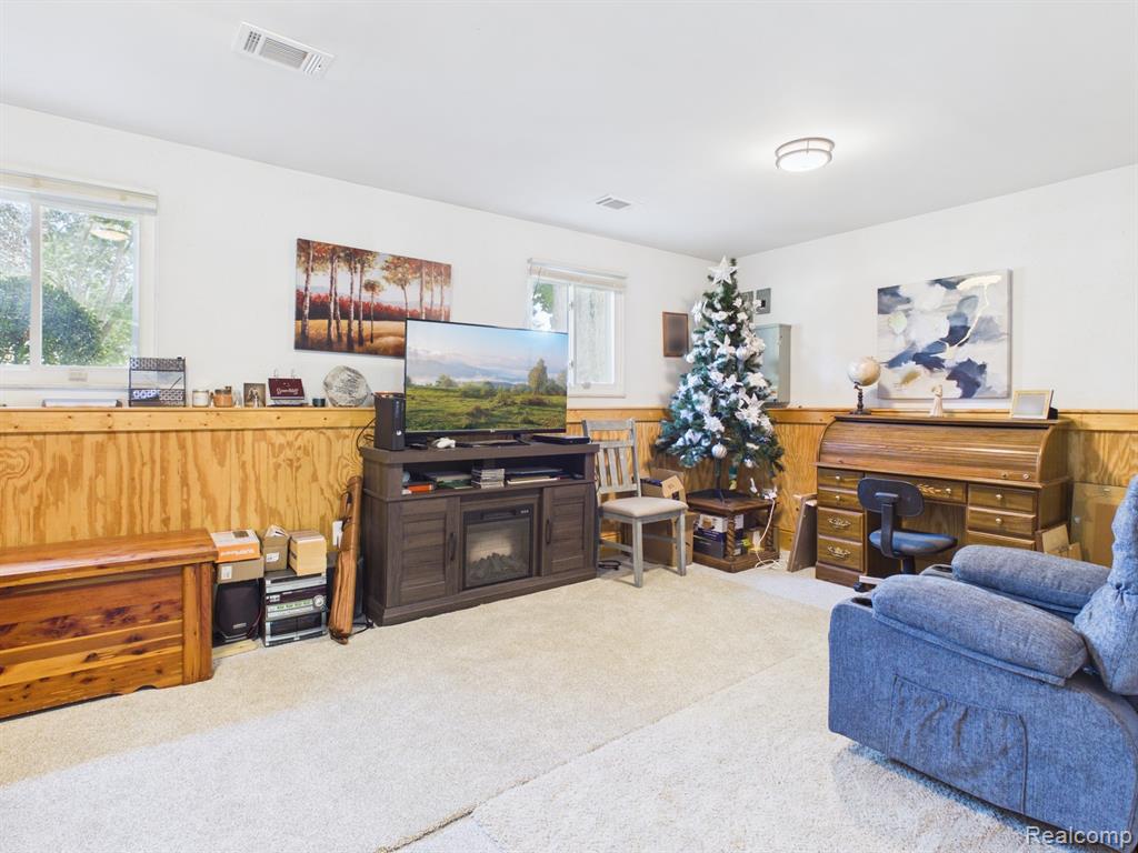 4411 Huckleberry Circle Property Photo 10
