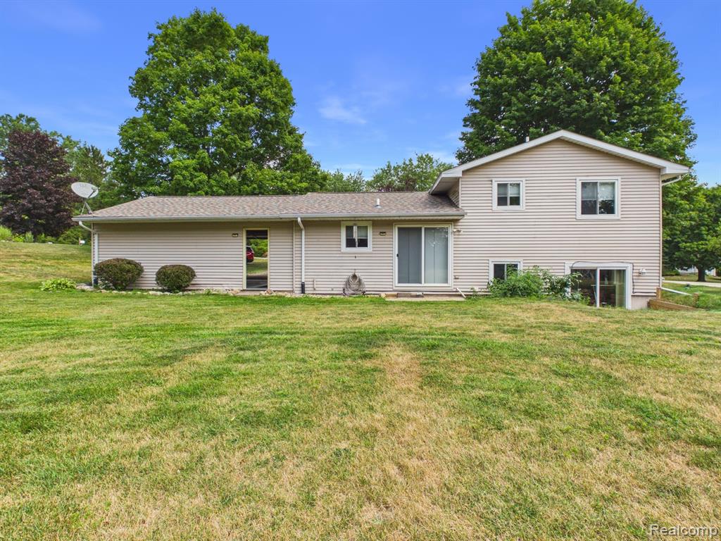 4411 Huckleberry Circle Property Photo 28