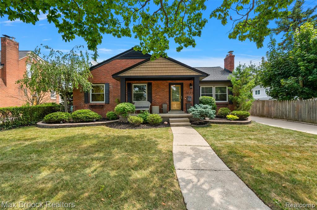 1635 Torry Street Property Photo 1