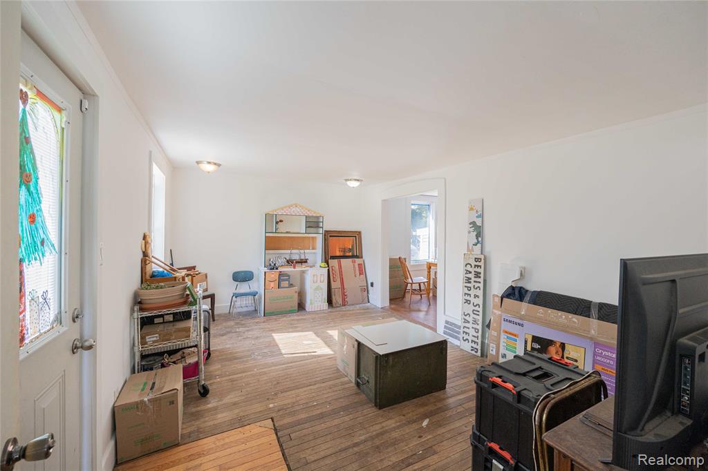24224 Sumpter Road Property Photo 4
