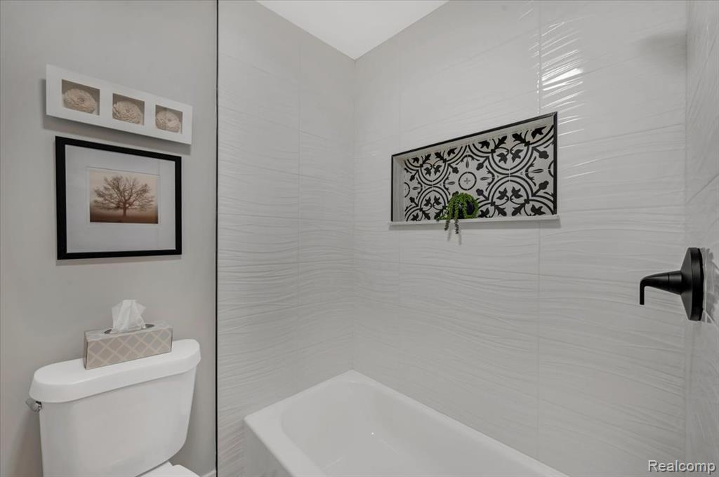 22300 River Ridge Trail Property Photo 22