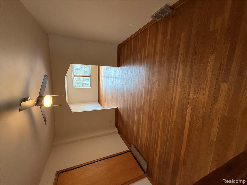 1790 Oak Street Property Photo 38