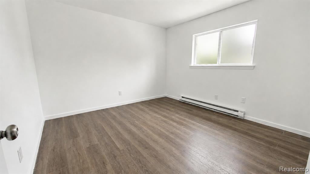 11360 Wyoming Avenue Property Photo 9