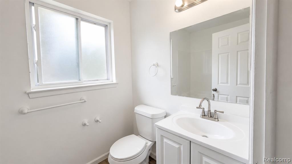 11360 Wyoming Avenue Property Photo 14