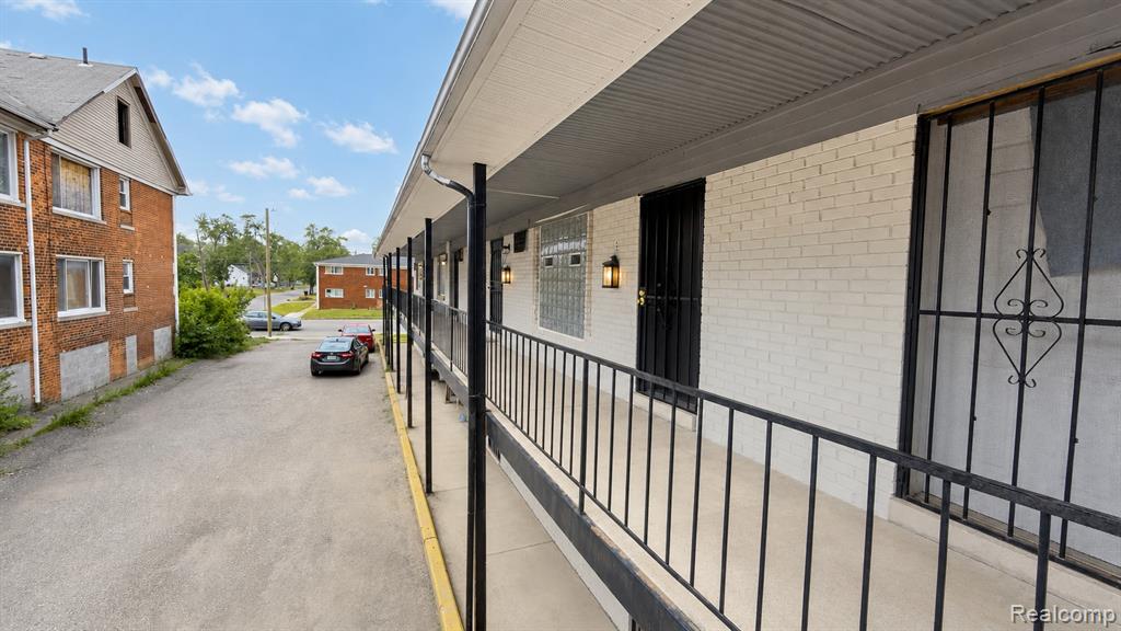 11360 Wyoming Avenue Property Photo 15