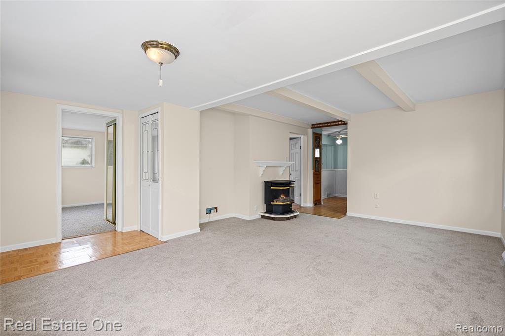 4470 Bethune Court Property Photo 7