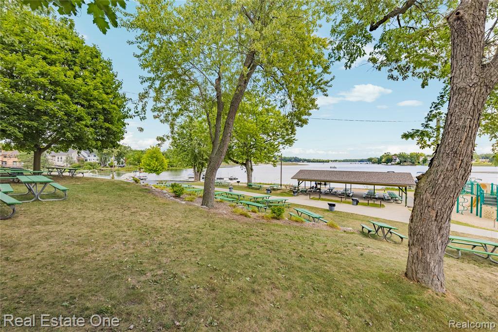 4470 Bethune Court Property Photo 53