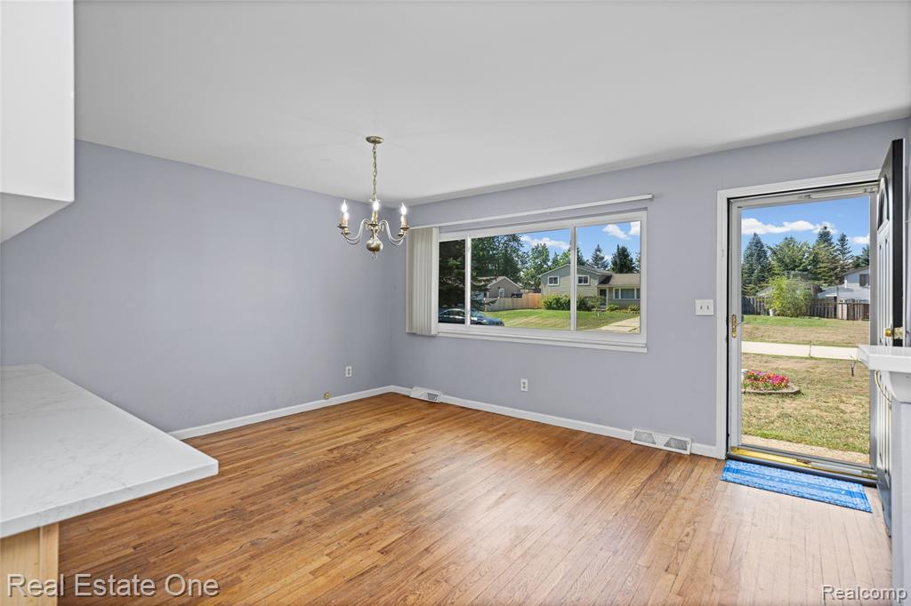 348 Decca Drive Property Photo 7
