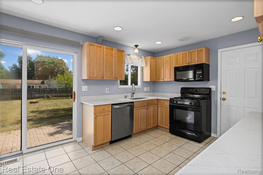 348 Decca Drive Property Photo 12