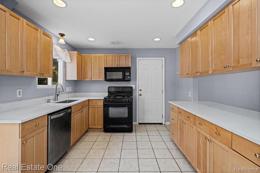 348 Decca Drive Property Photo 13