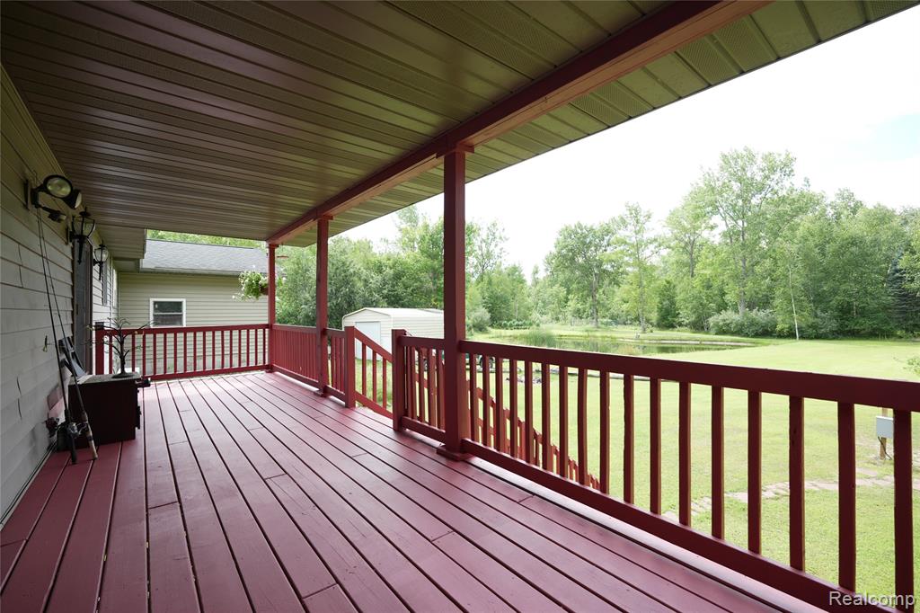 2392 Davis Road Property Photo 25