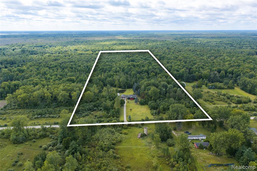 2392 Davis Road Property Photo 33