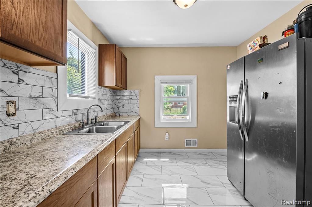 11154 Whithorn Street Property Photo 4