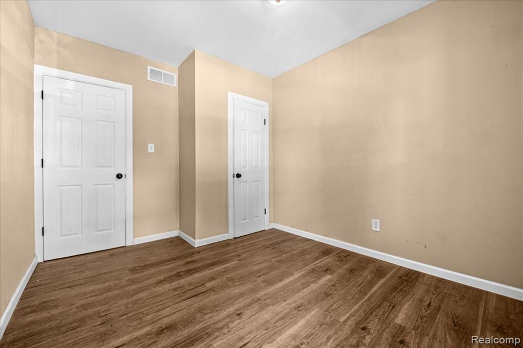 11154 Whithorn Street Property Photo 8