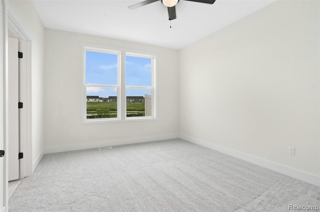 2242 Gilder Drive Property Photo 10