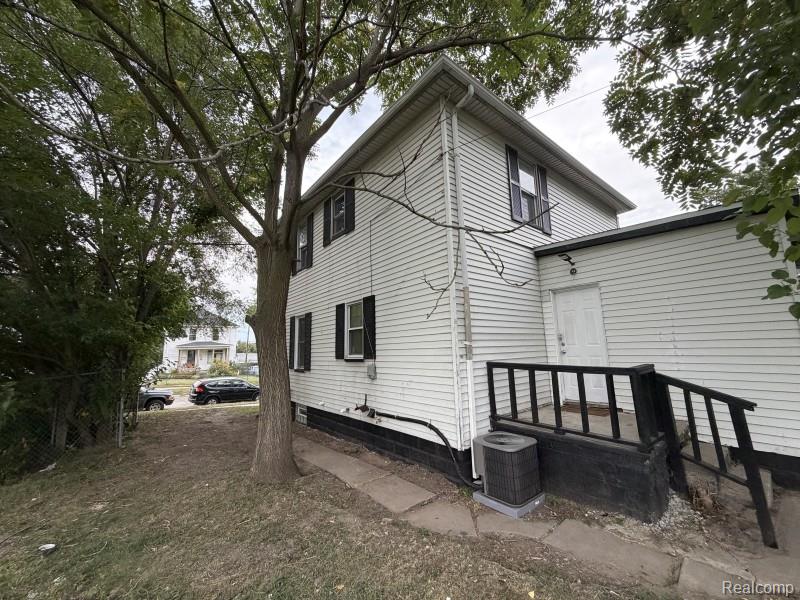 127 Jones Street Property Photo 4