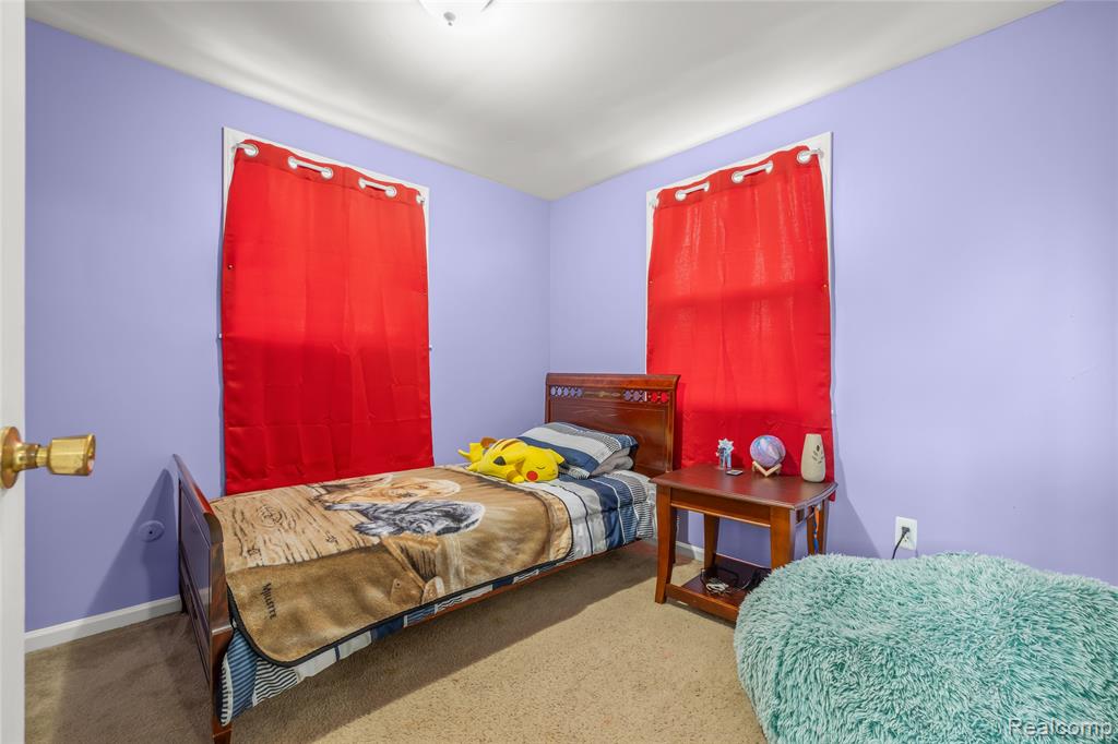 2378 River Drive Property Photo 12
