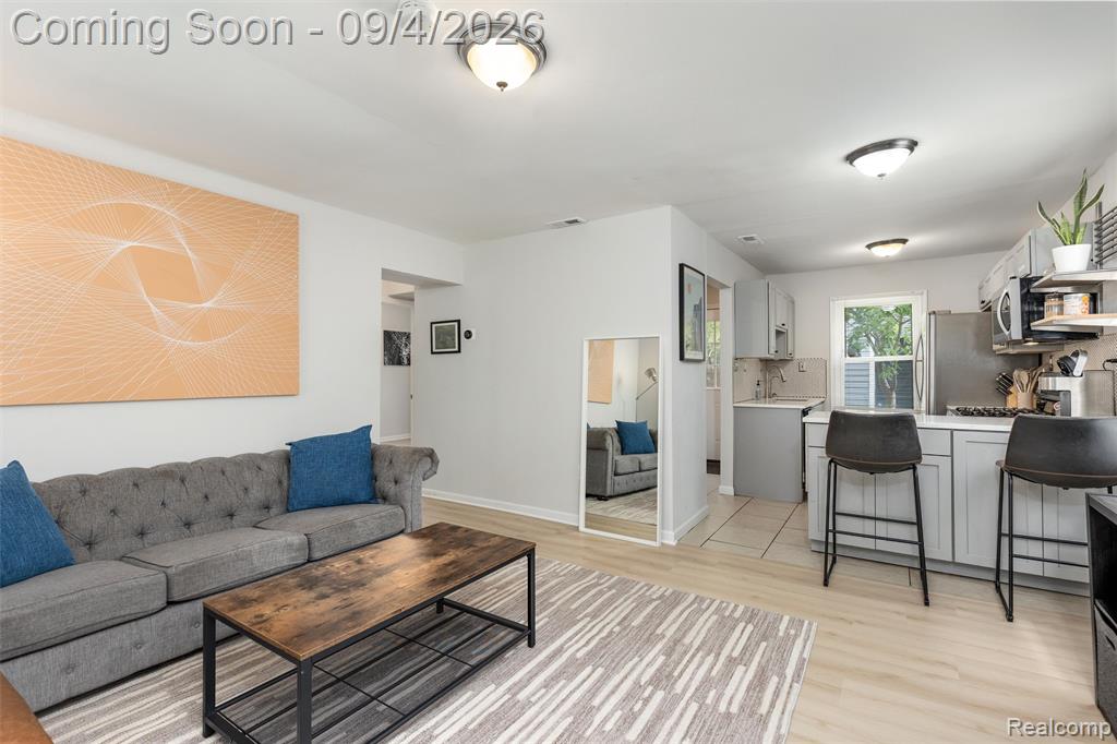 618 Kensington Avenue Property Photo 3