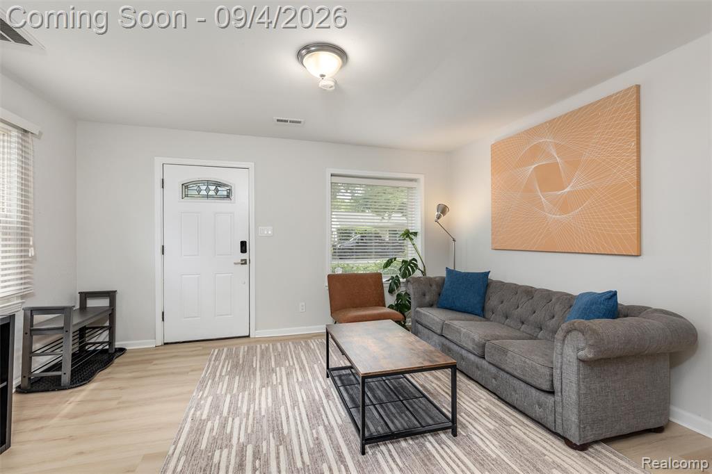 618 Kensington Avenue Property Photo 5