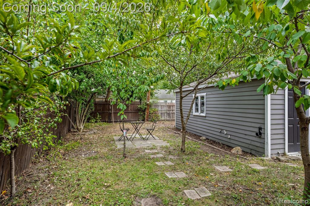 618 Kensington Avenue Property Photo 20