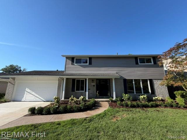 971 Canterbury Road Property Photo 2