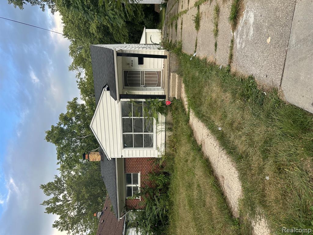 19416 Winston Street Property Photo 1