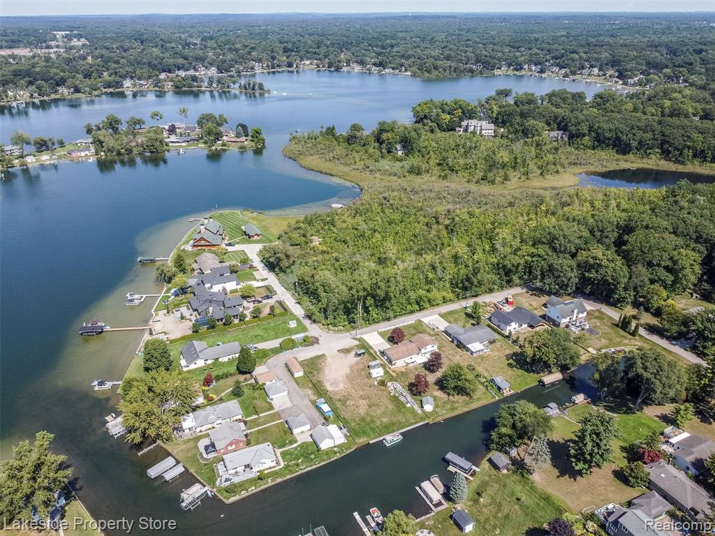 841 Driburg Drive Property Photo 3