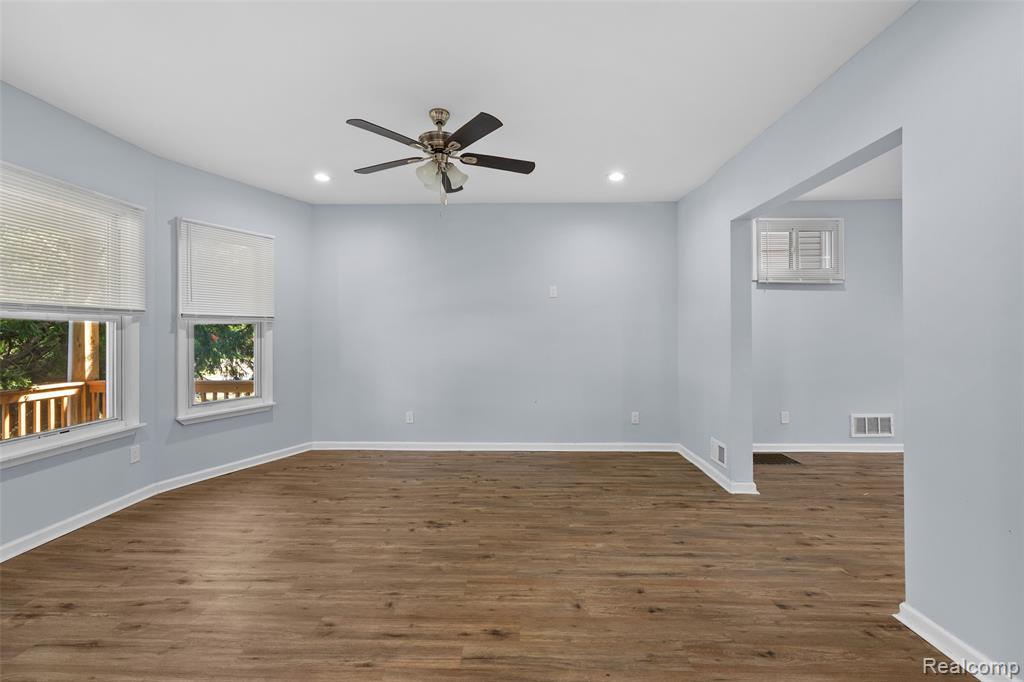 115 Richton Street Property Photo 8