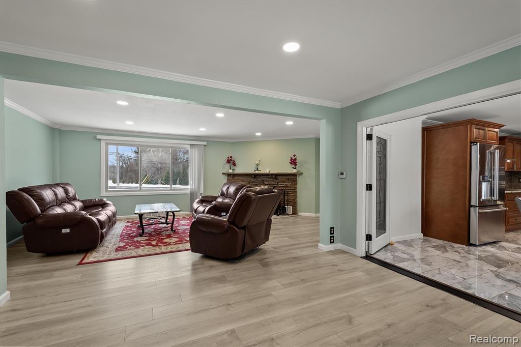 15500 Millar Road Property Photo 3