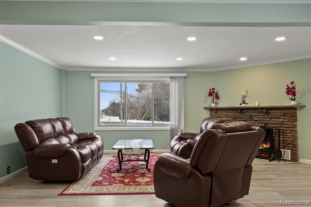 15500 Millar Road Property Photo 4