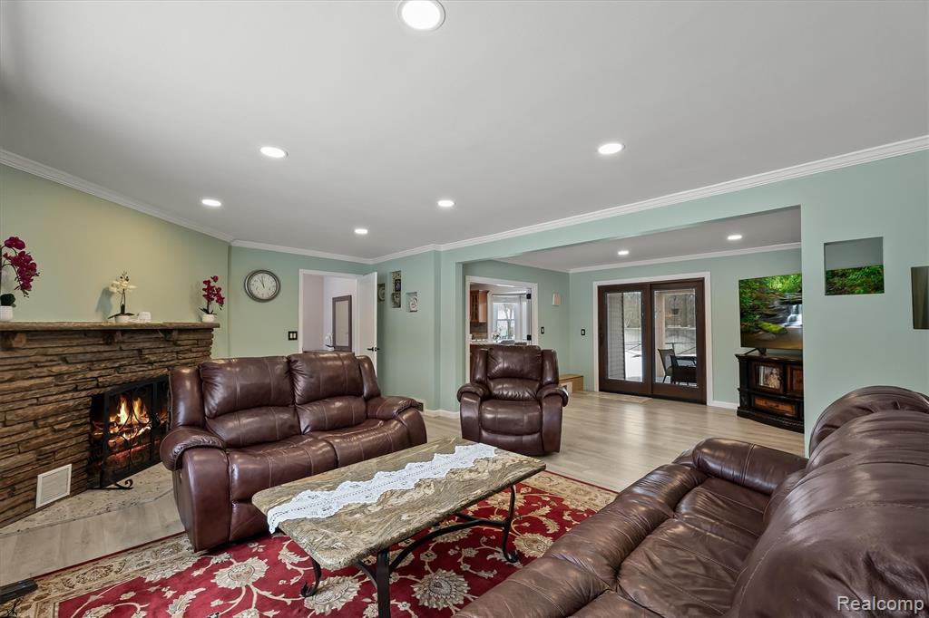 15500 Millar Road Property Photo 5