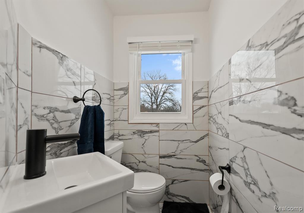 15500 Millar Road Property Photo 14