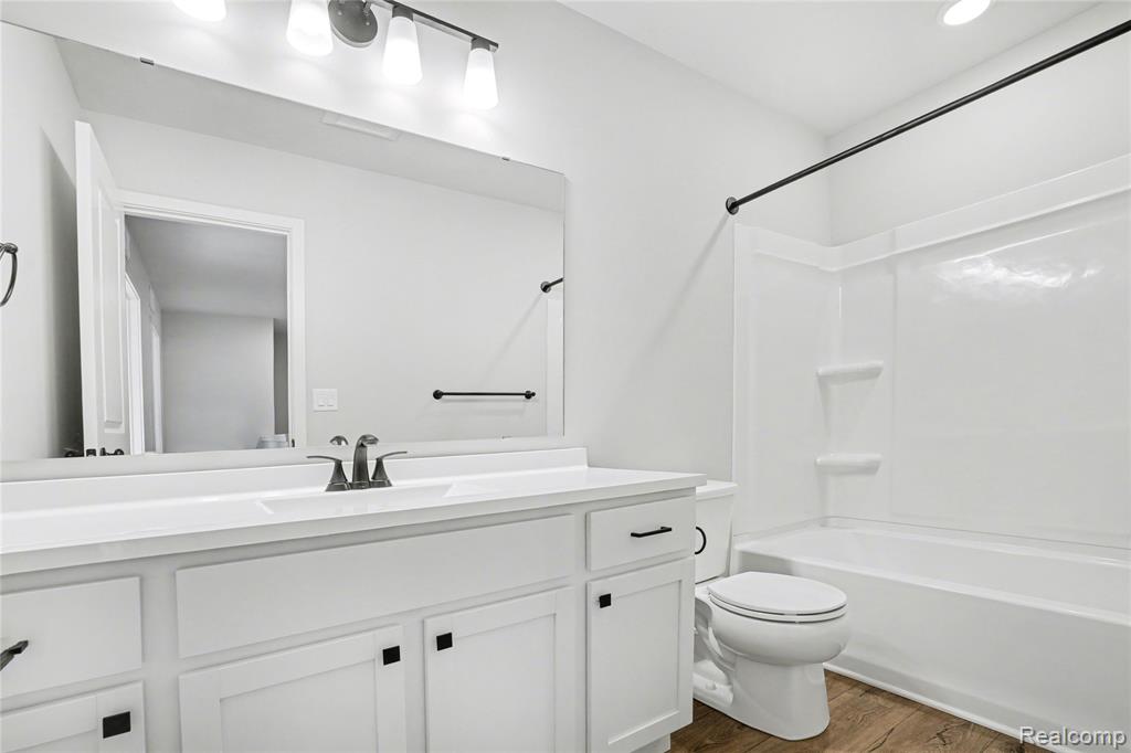 6142 Noel Drive Property Photo 17