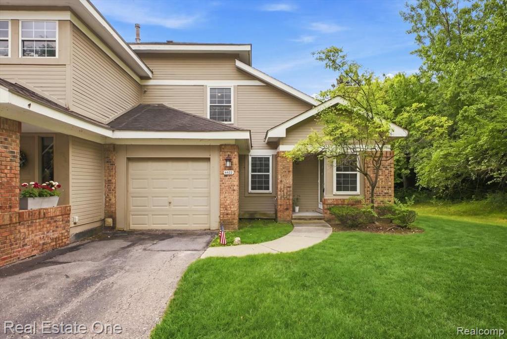6622 Fieldstone Court Property Photo 2