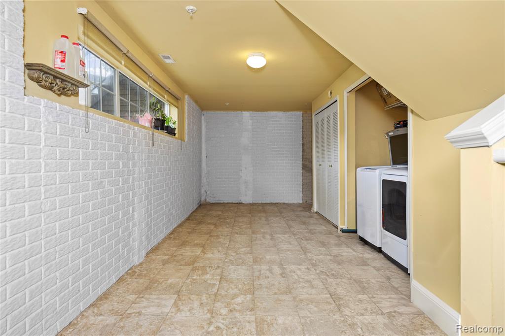 30695 Ardmore Court Property Photo 29