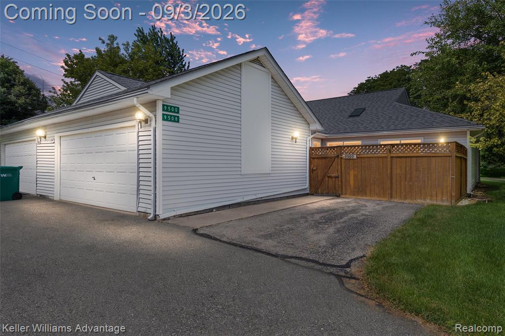 9500 Marina Court Property Photo 1