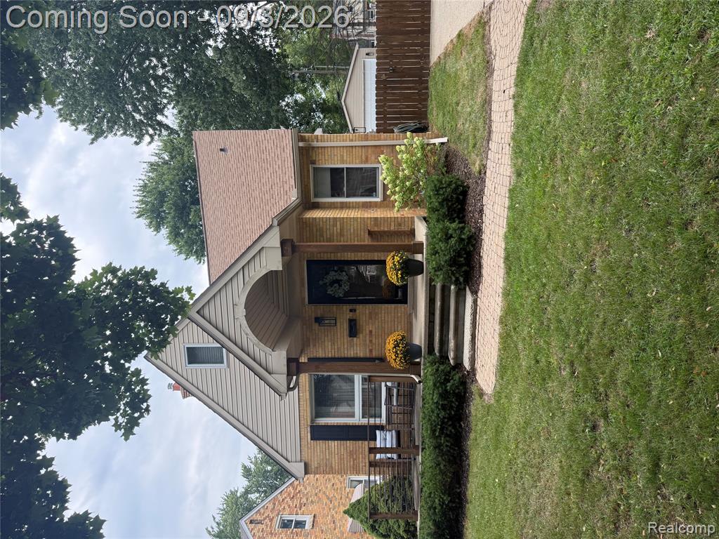 347 S Marias Avenue Property Photo 2