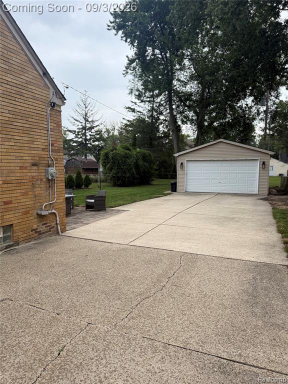 347 S Marias Avenue Property Photo 23