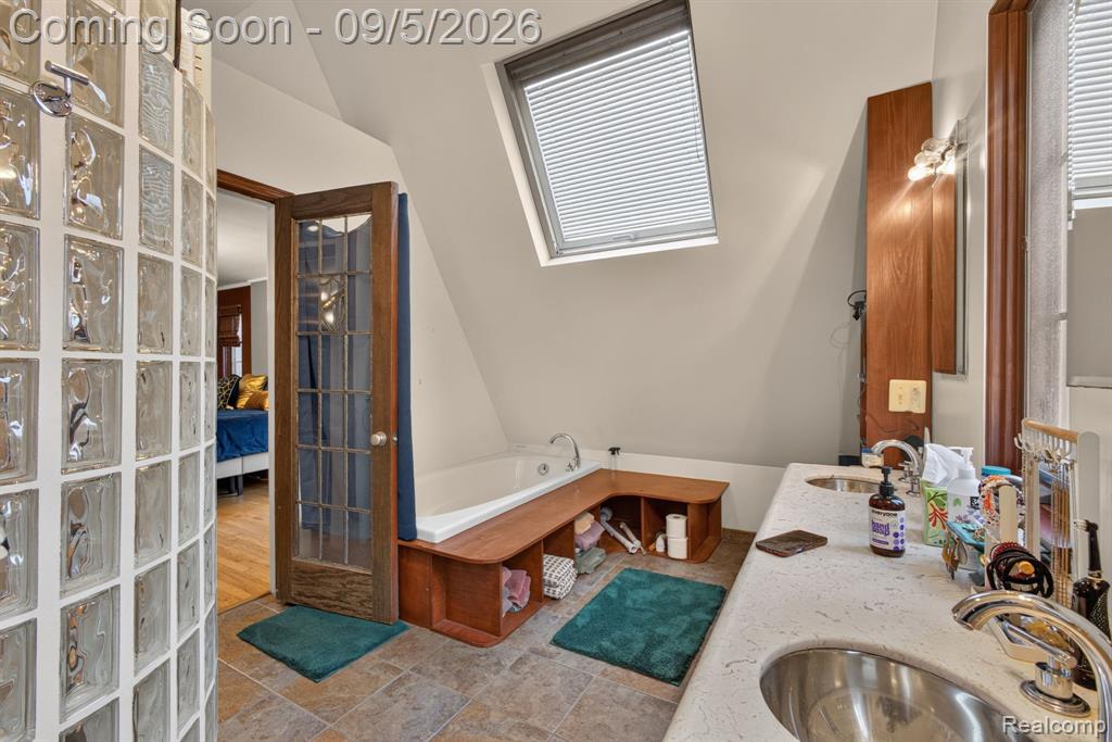 2769 Oakman Boulevard Property Photo 37
