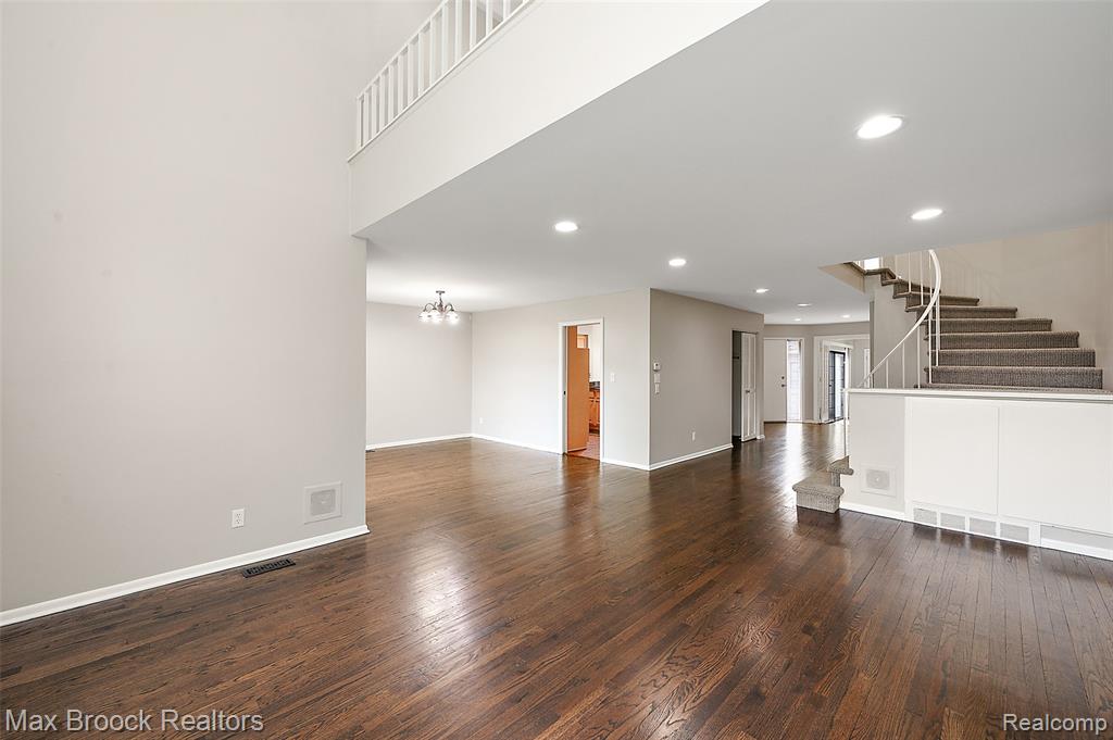 7139 Creeks Crossing Property Photo 10