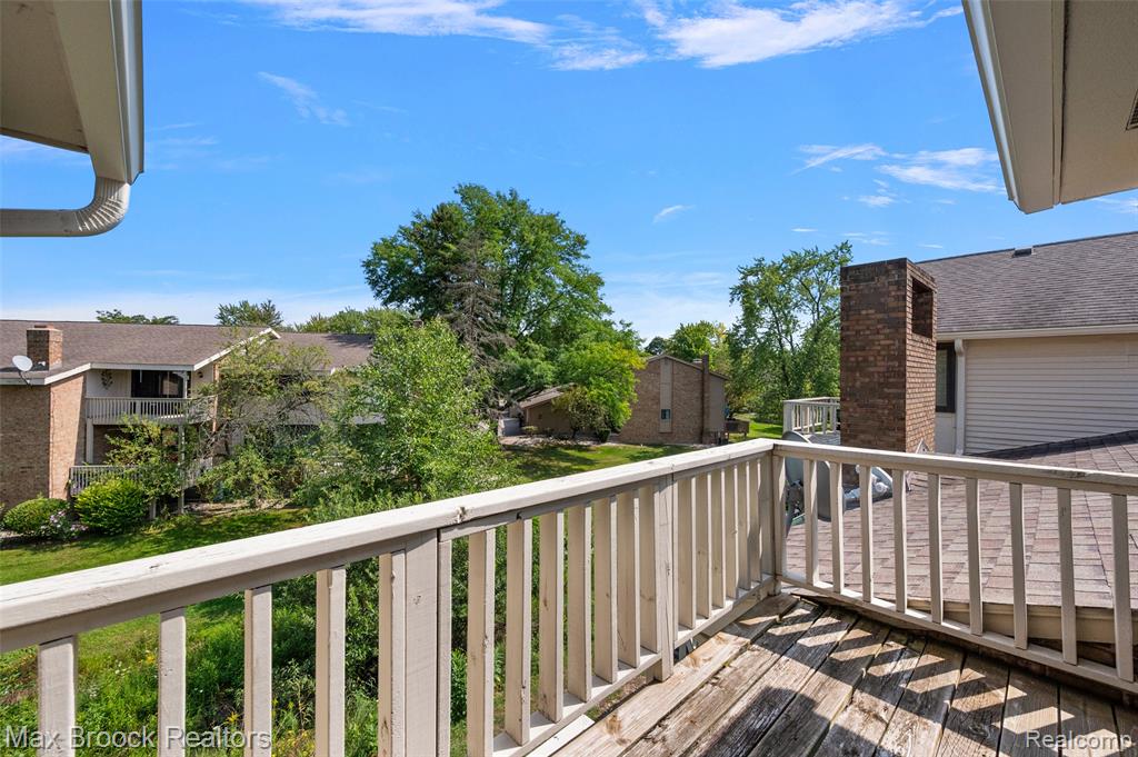 7139 Creeks Crossing Property Photo 15