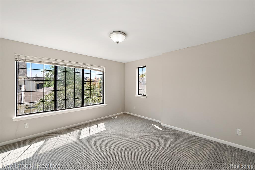 7139 Creeks Crossing Property Photo 20