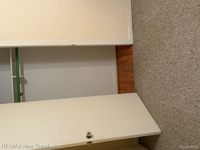 8715 N Wayne Road Property Photo 23