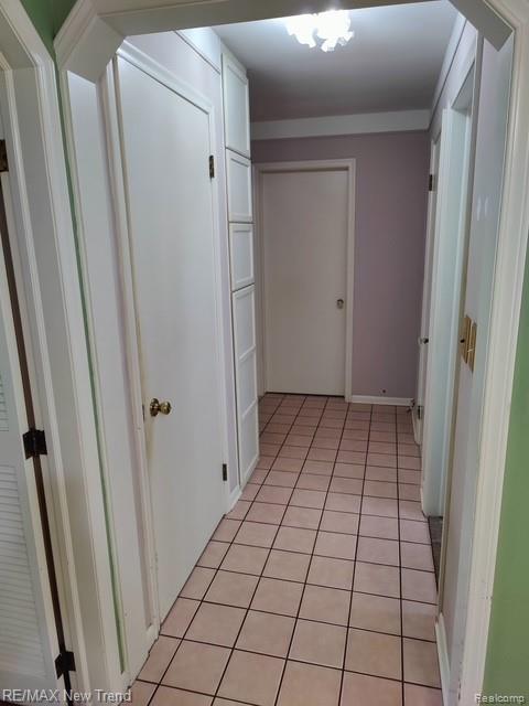 8715 N Wayne Road Property Photo 31
