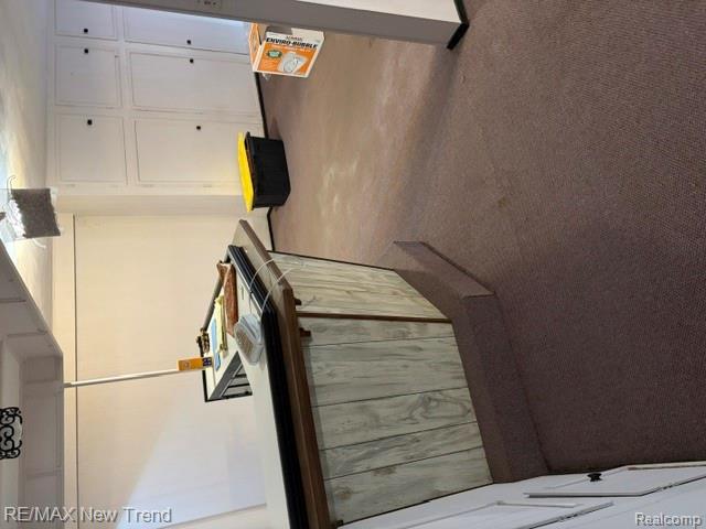 8715 N Wayne Road Property Photo 57