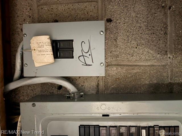 8715 N Wayne Road Property Photo 65